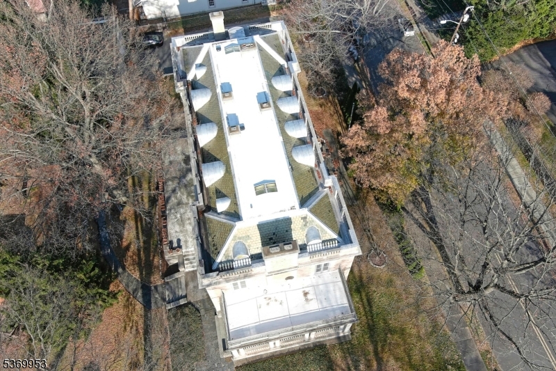 Newark City, New Jersey, 07104, United States, 15 Bedrooms Bedrooms, ,8 BathroomsBathrooms,Residential,For Sale,1996091