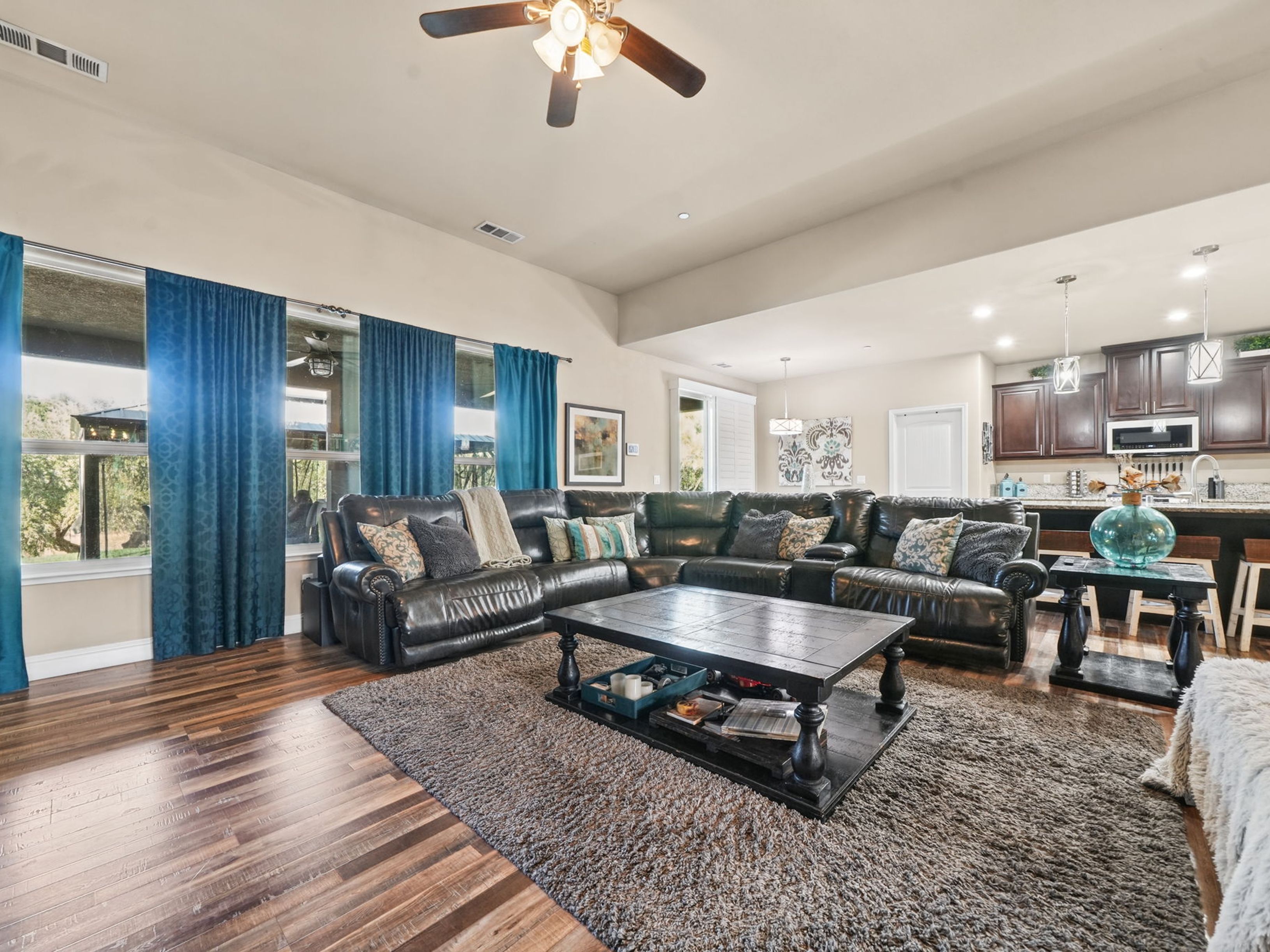  5250 West Lake Road, Valley Springs, CA 95252 - 物件實景