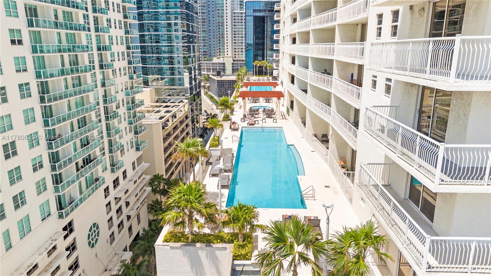 Miami, Florida, 33131, United States, 1 Bedroom Bedrooms, ,1 BathroomBathrooms,Residential,For Sale,1768107