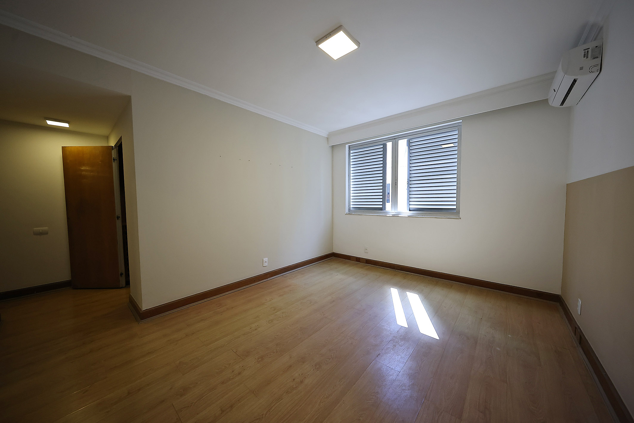  Apartment with direct ocean views in a building with amenities - 物件實景