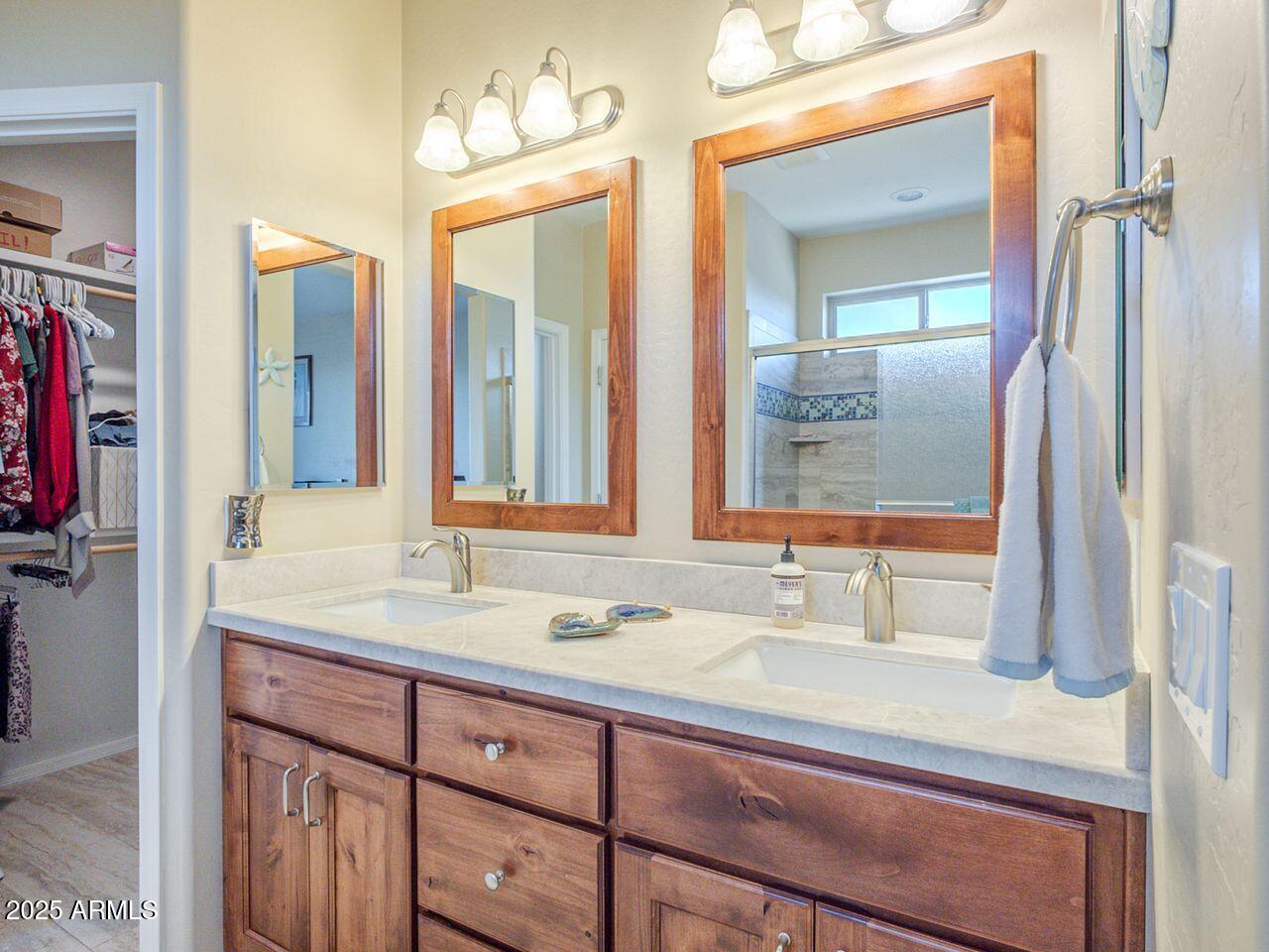 Cottonwood, Arizona, 86326, United States, 3 Bedrooms Bedrooms, ,Residential,For Sale,1950586