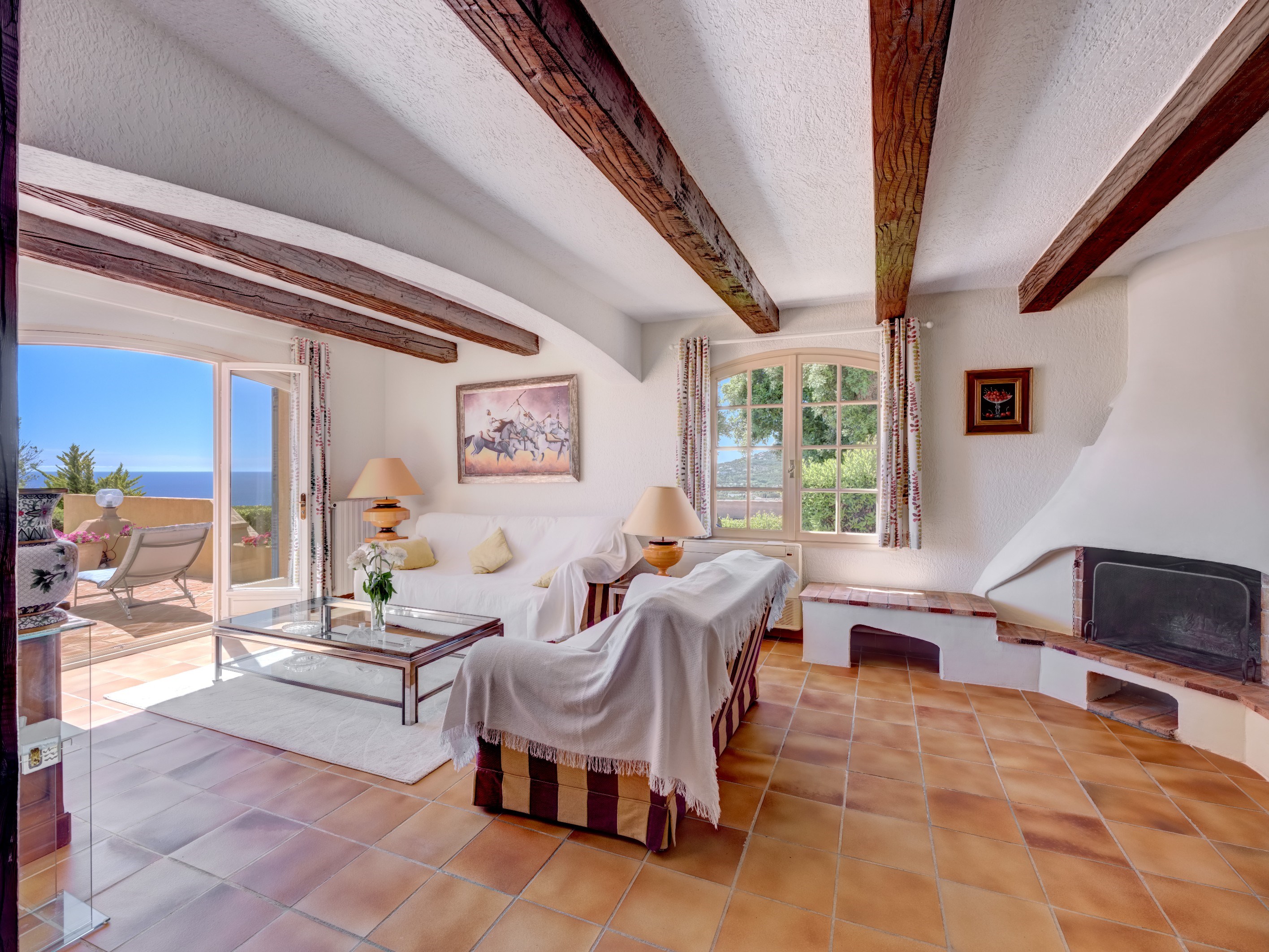  Sea-view Provençal villa: 1,500 m² plot with pool, in a residential area close … - 物件實景
