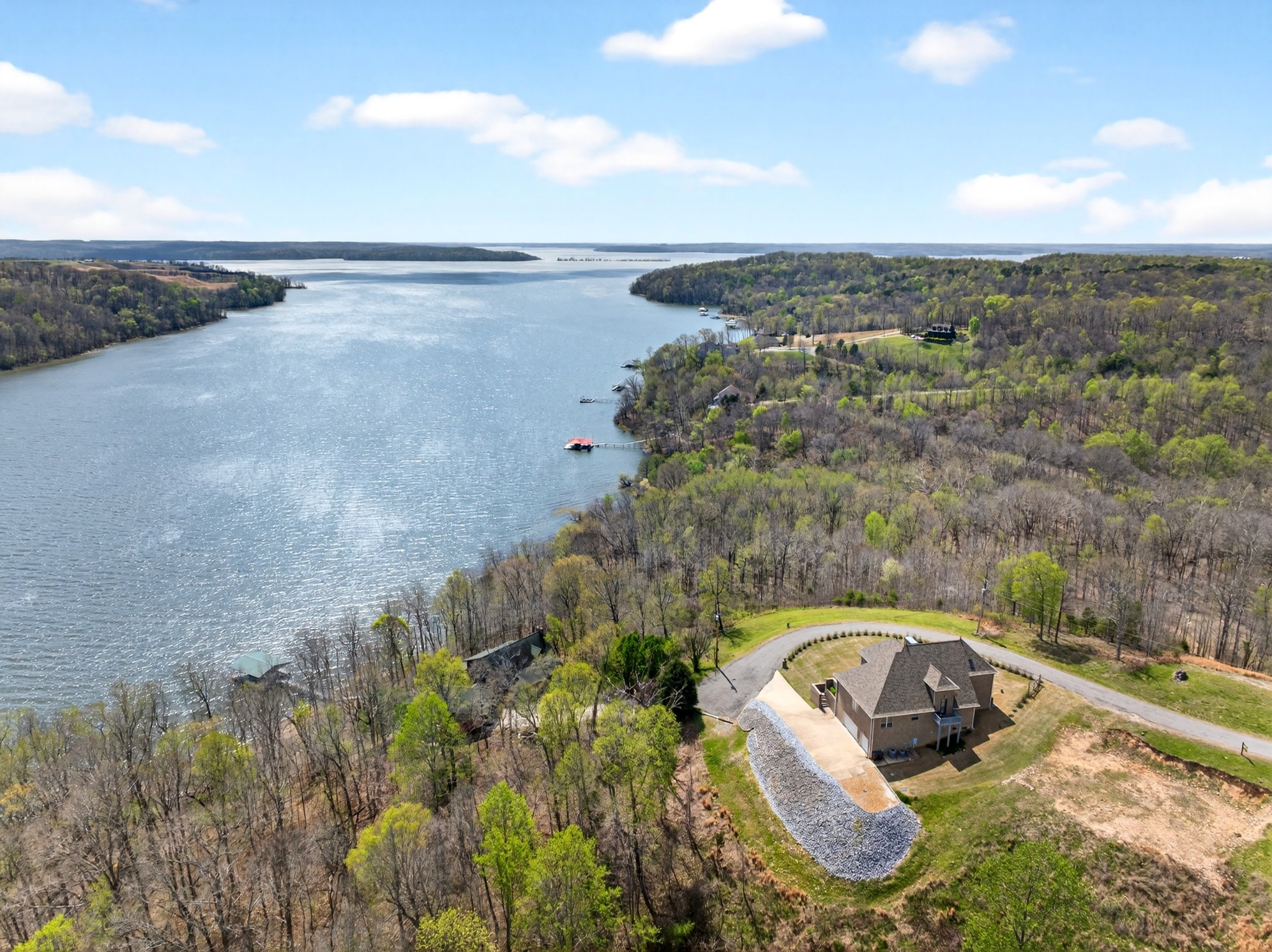 Dover, Tennessee, 37058, United States, 4 Bedrooms Bedrooms, ,3 BathroomsBathrooms,Residential,For Sale,2033493