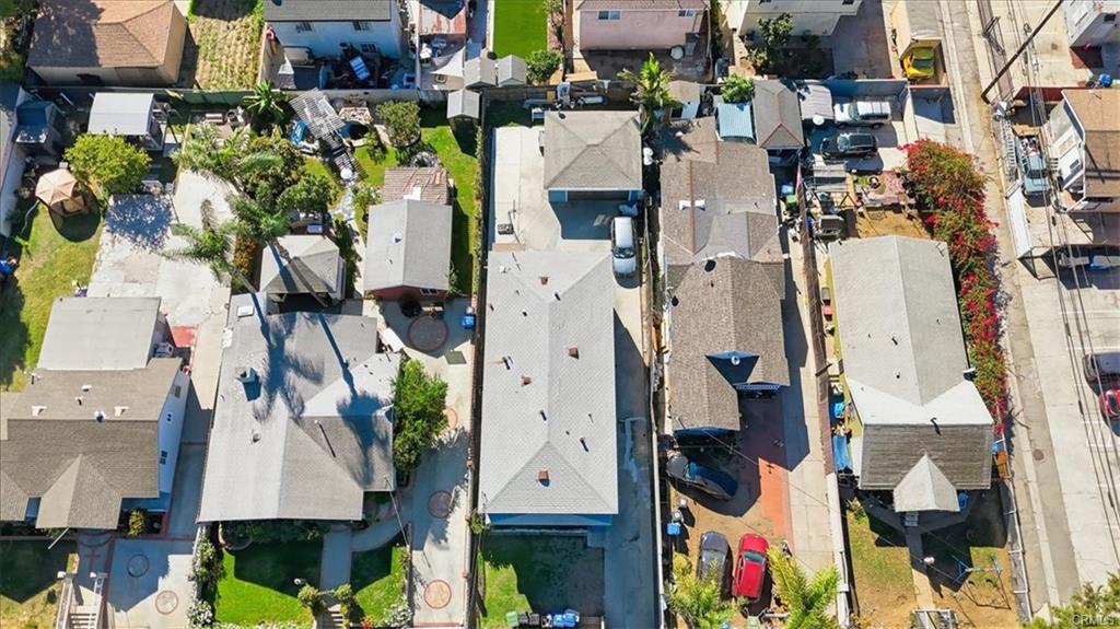 Los Angeles, California, 90003, United States, 5 Bedrooms Bedrooms, ,Residential,For Sale,2007748