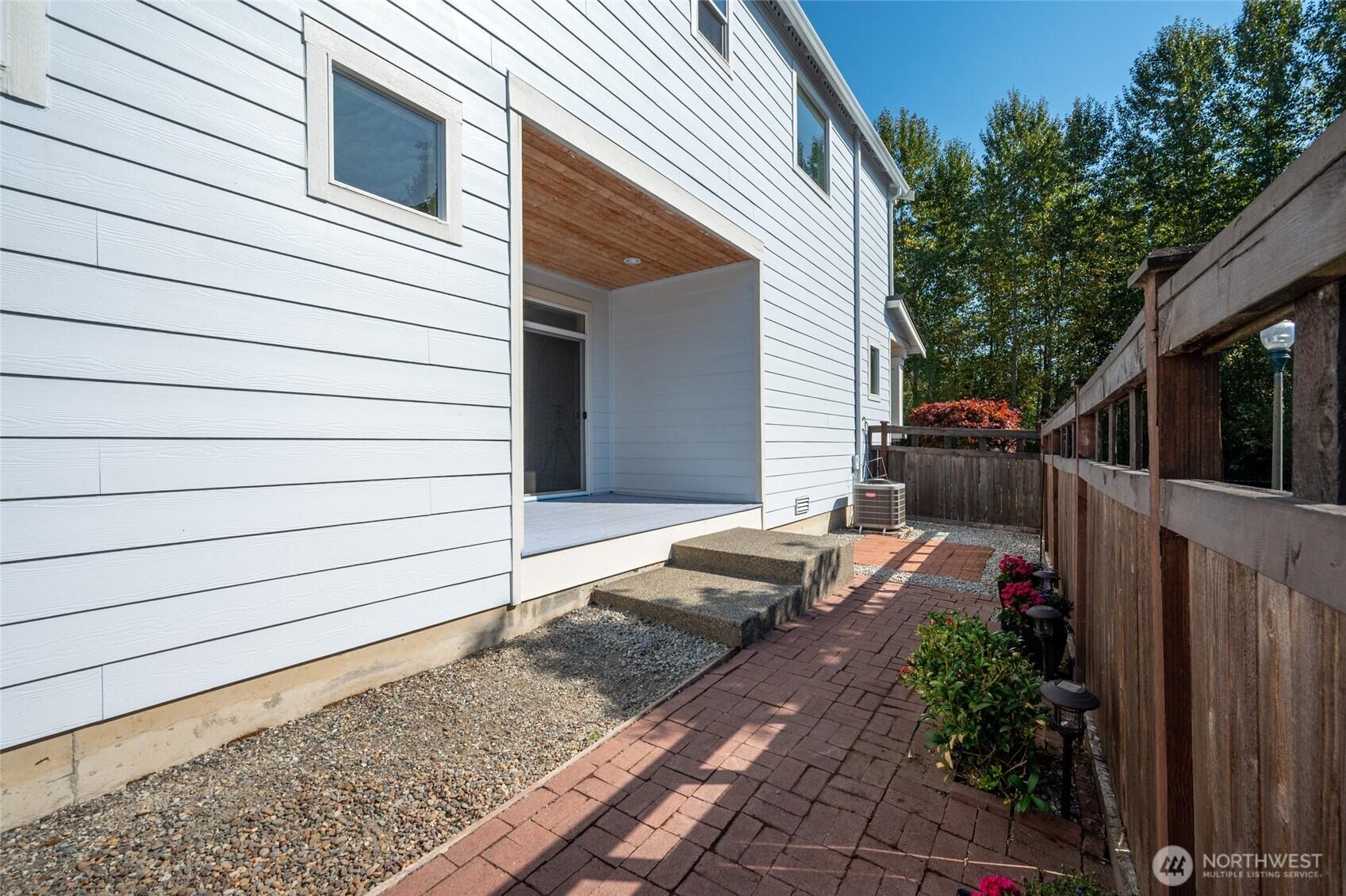 AUBURN, Washington, 98092, United States, 4 Bedrooms Bedrooms, ,3 BathroomsBathrooms,Residential,For Sale,1954954