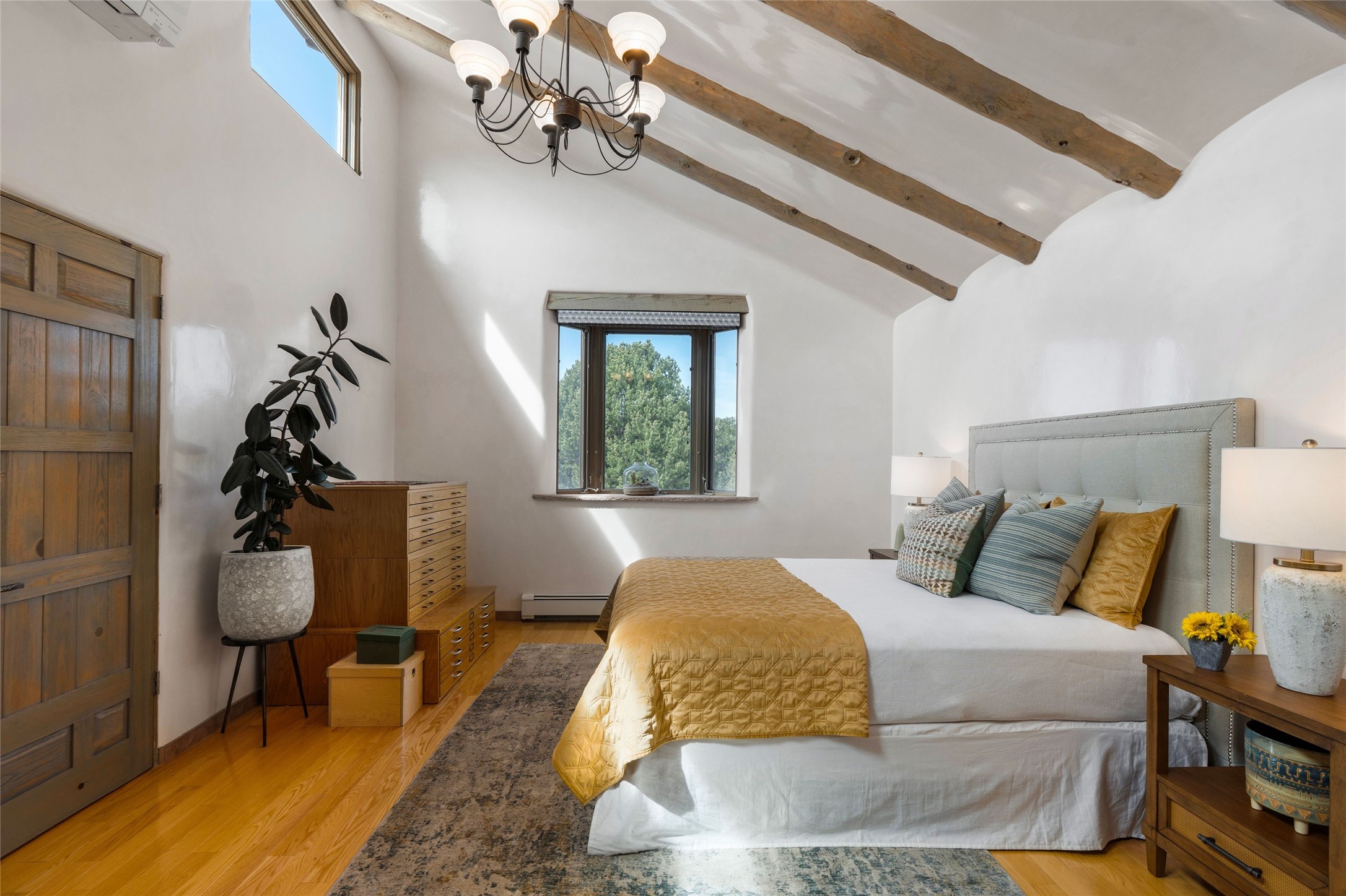  1396 Hyde Park - 物件實景