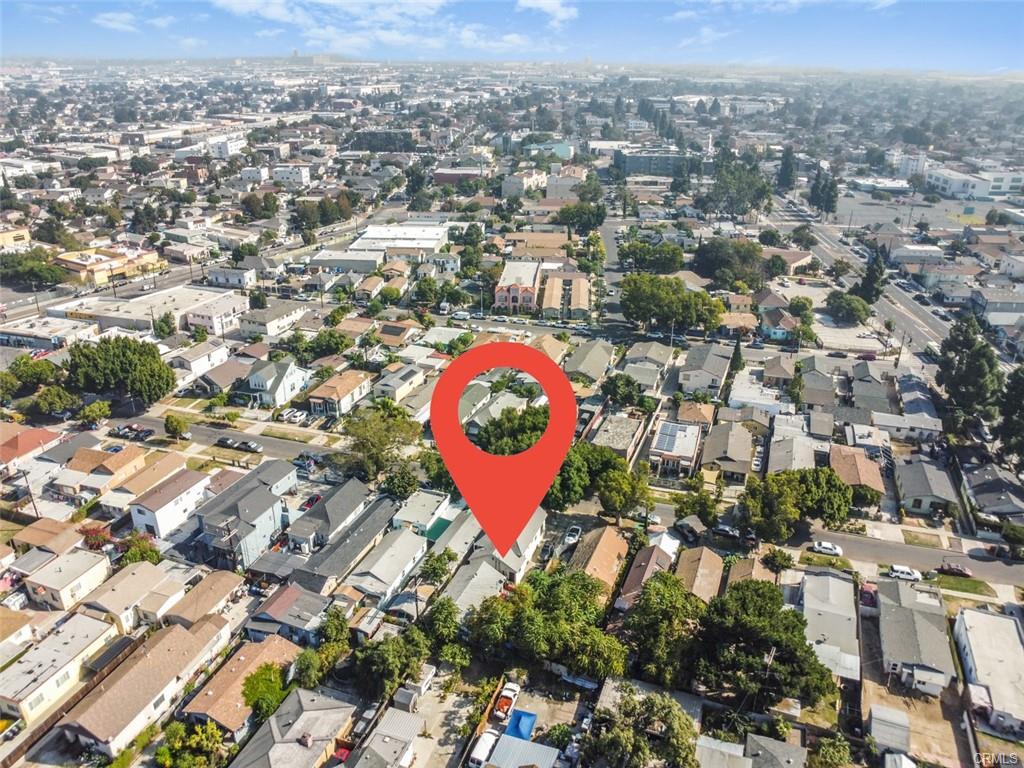 Los Angeles, California, 90011, United States, 12 Bedrooms Bedrooms, ,Residential,For Sale,1986052