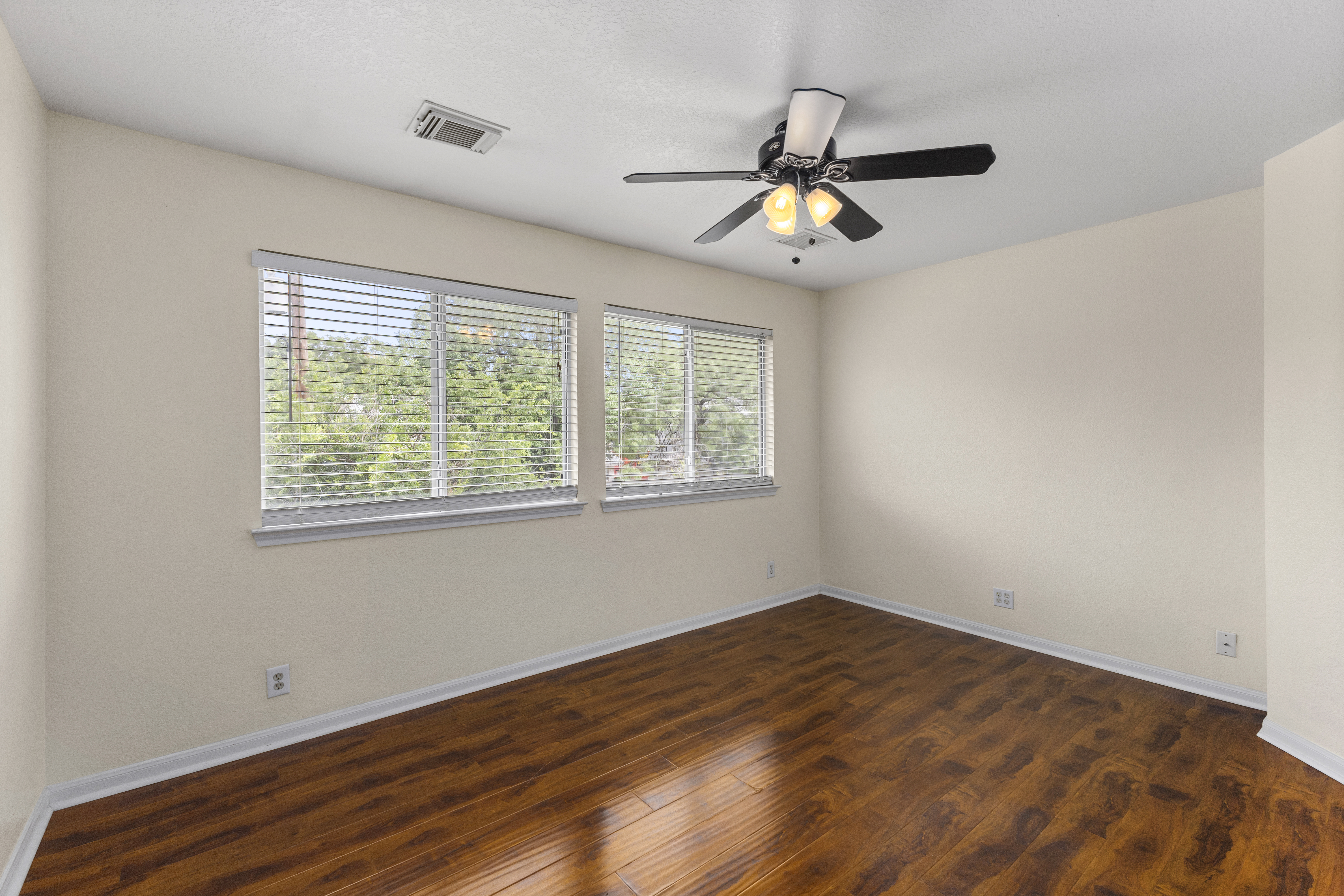  Flexible Living Near UTSA - 物件實景