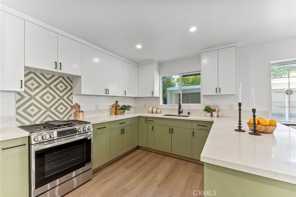 Pasadena, California, 91106, United States, 3 Bedrooms Bedrooms, ,2 BathroomsBathrooms,Residential,For Sale,1976384