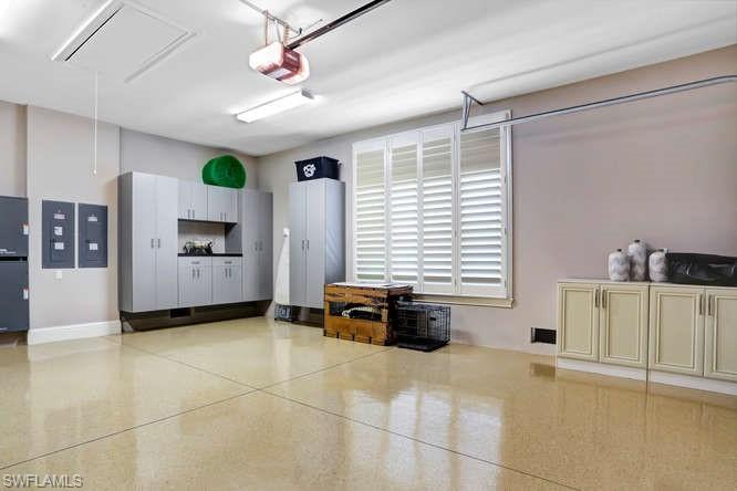 595 Regatta Rd, Naples, Florida, 34103, United States, 4 Bedrooms Bedrooms, ,6 BathroomsBathrooms,Residential,For Sale,595 Regatta Rd,1573349