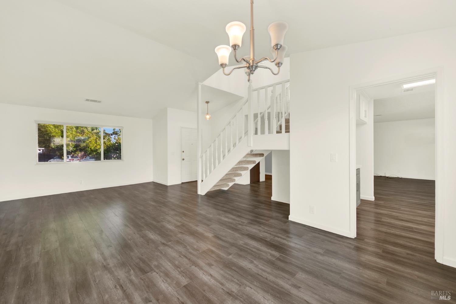 Suisun City, California, 94585, United States, 4 Bedrooms Bedrooms, ,3 BathroomsBathrooms,Residential,For Sale,1989604