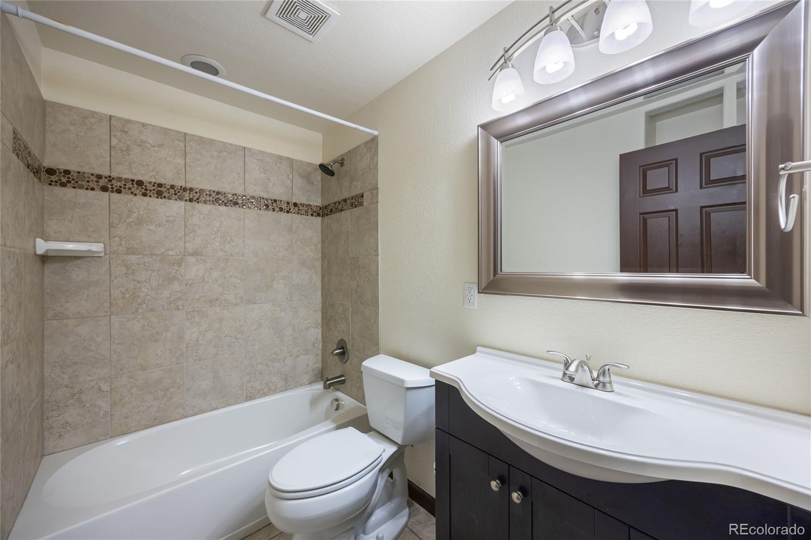 Castle Rock, Colorado, 80109, United States, 5 Bedrooms Bedrooms, ,4 BathroomsBathrooms,Residential,For Sale,1721682