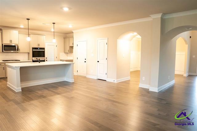 Bonaire, Georgia, 31005, United States, 6 Bedrooms Bedrooms, ,5 BathroomsBathrooms,Residential,For Sale,1913807