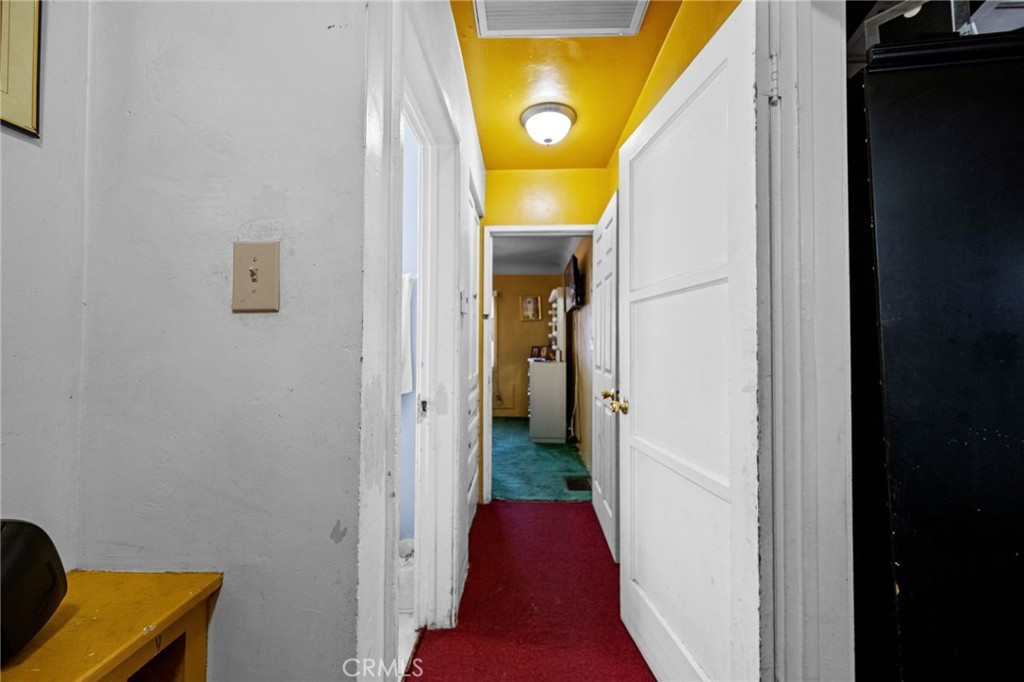 Los Angeles, California, 90044, United States, 3 Bedrooms Bedrooms, ,1 BathroomBathrooms,Residential,For Sale,1937466