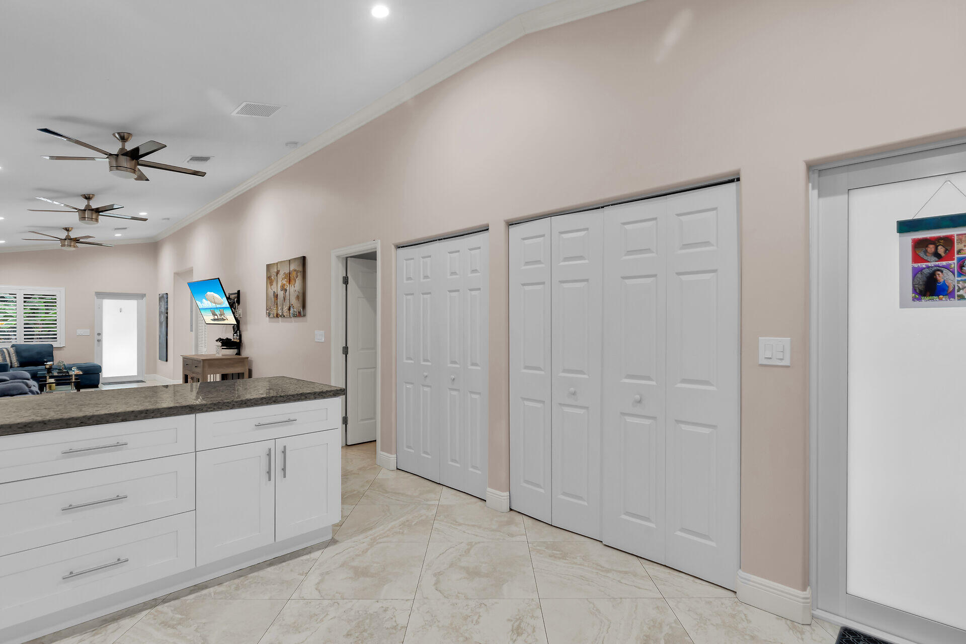 KEY LARGO, Florida, 33037, United States, 3 Bedrooms Bedrooms, ,2 BathroomsBathrooms,Residential,For Sale,1950983