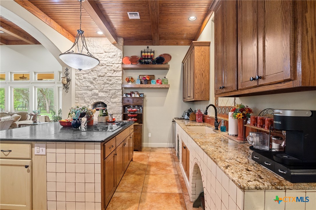 166 Post Oak Bend, Inez, Texas, 77968, United States, 5 Bedrooms Bedrooms, ,6 BathroomsBathrooms,Residential,For Sale,166 Post Oak Bend,1548599