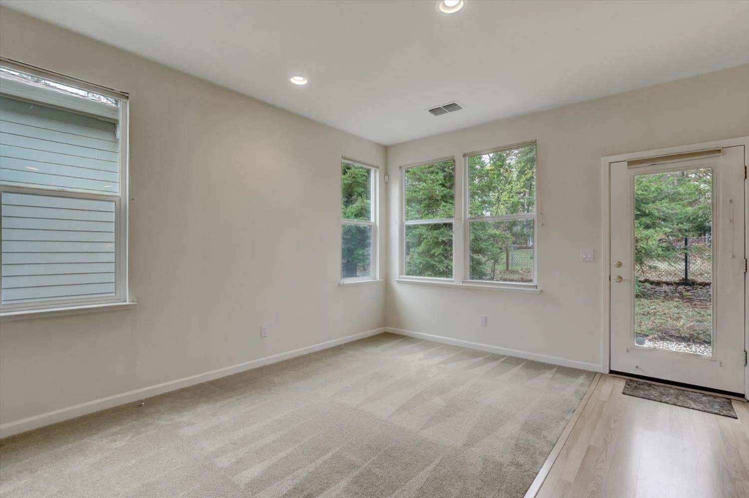 Grass Valley, California, 95945, United States, 2 Bedrooms Bedrooms, ,2 BathroomsBathrooms,Residential,For Sale,2010026