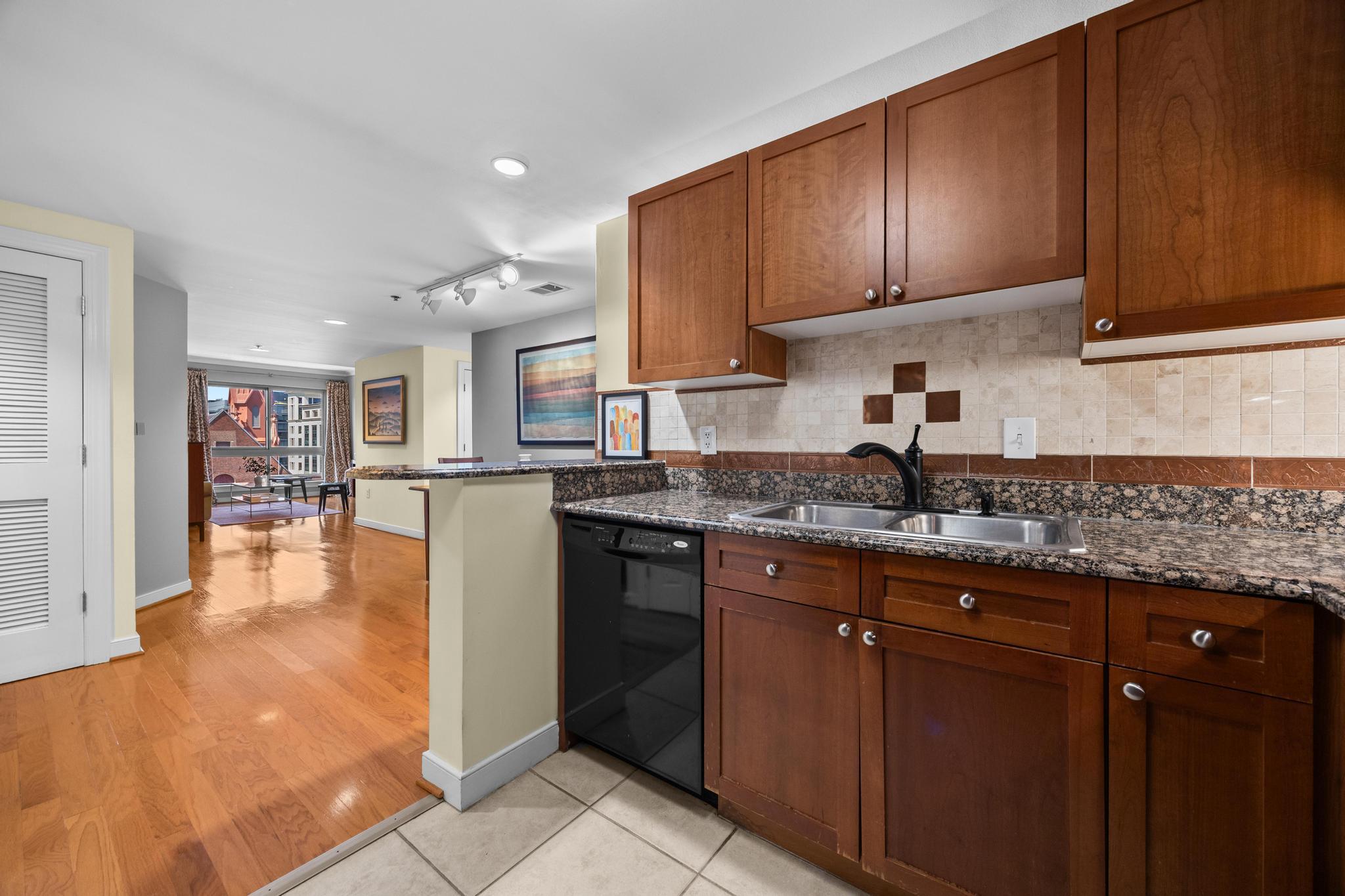  777 7th Street NW, Washington, DC, 20001 - 物件實景