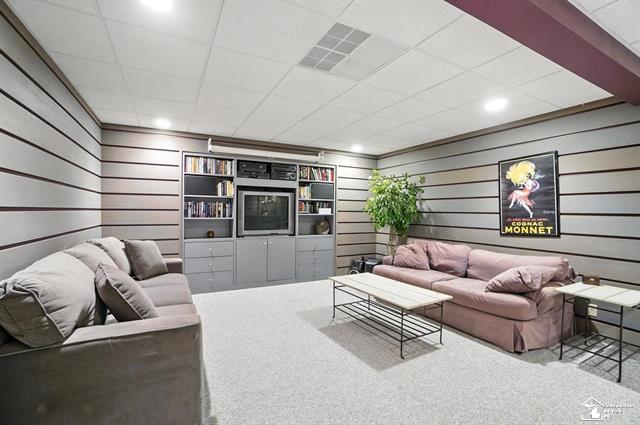 MONROE, Michigan, 48162, United States, 4 Bedrooms Bedrooms, ,7 BathroomsBathrooms,Residential,For Sale,1995576