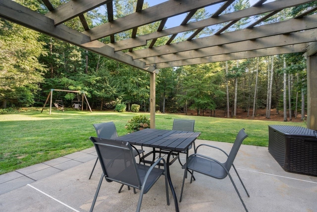 Halifax, Massachusetts, 02338, United States, 3 Bedrooms Bedrooms, ,3 BathroomsBathrooms,Residential,For Sale,1938860