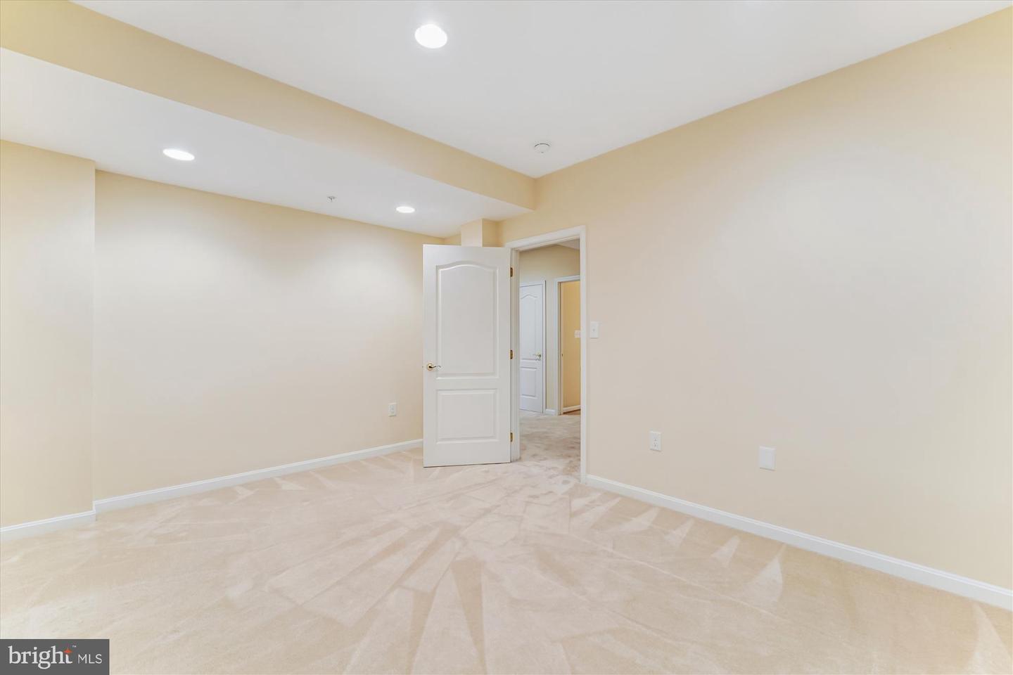 White Plains, Maryland, 20695, United States, 5 Bedrooms Bedrooms, ,4 BathroomsBathrooms,Residential,For Sale,1912215