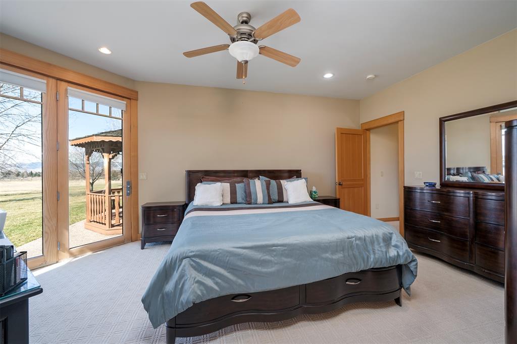Polson, Montana, 59860, United States, 4 Bedrooms Bedrooms, ,4 BathroomsBathrooms,Residential,For Sale,1930633
