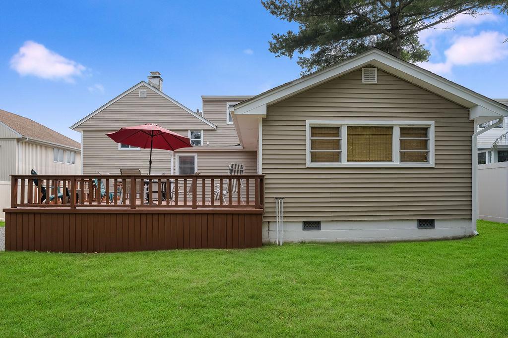 Oceanside, New York, 11572, United States, 3 Bedrooms Bedrooms, ,3 BathroomsBathrooms,Residential,For Sale,1908521