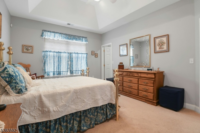 Jackson Twp., New Jersey, 08527, United States, 3 Bedrooms Bedrooms, ,2 BathroomsBathrooms,Residential,For Sale,1849721