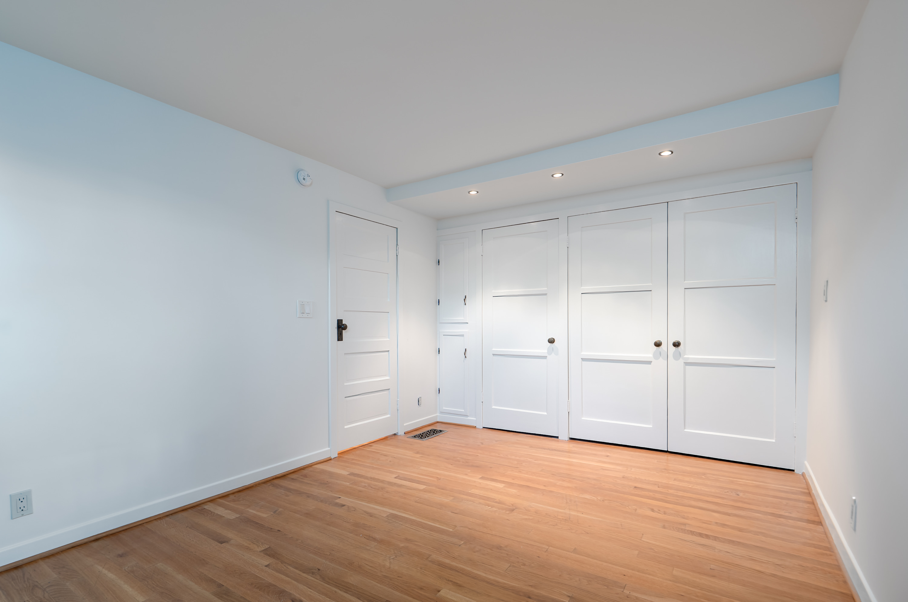  11064 Plainview Avenue, Los Angeles, CA 91042 - 物件實景