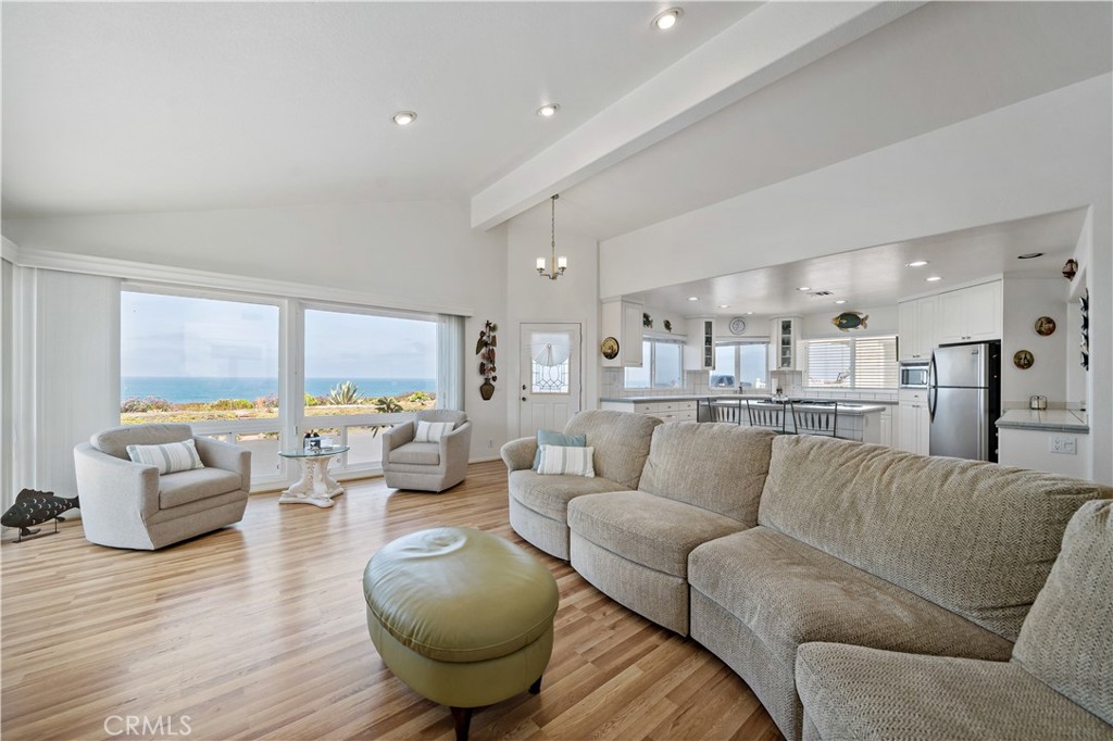 Carlsbad, California, 92011, United States, 2 Bedrooms Bedrooms, ,2 BathroomsBathrooms,Residential,For Sale,1977737