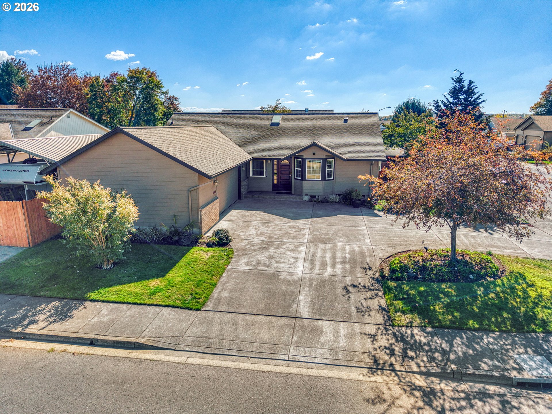 Applegate Pl, Harrisburg, OR 97446