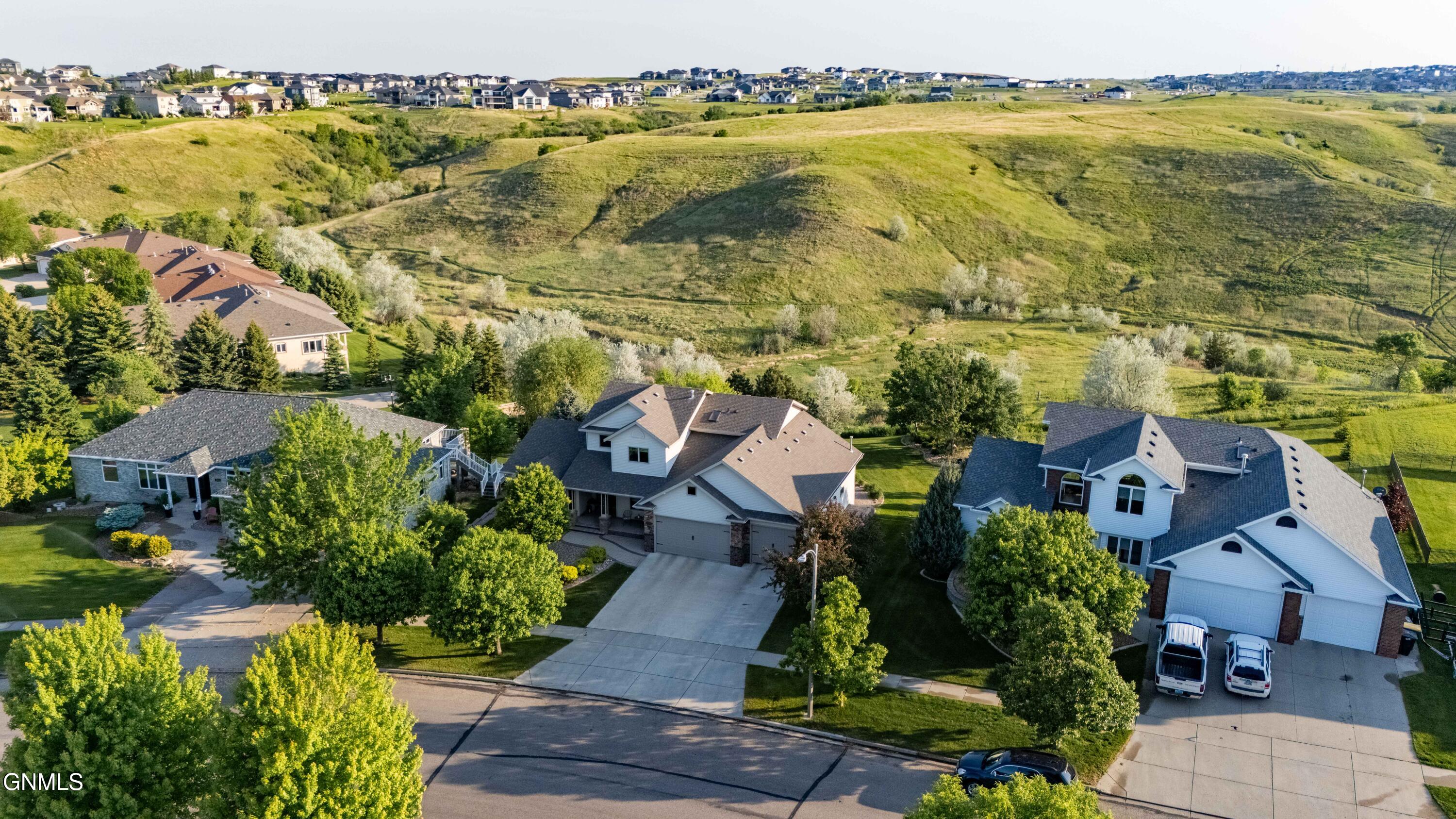 Bismarck, North Dakota, 58503, United States, 5 Bedrooms Bedrooms, ,2 BathroomsBathrooms,Residential,For Sale,2001566