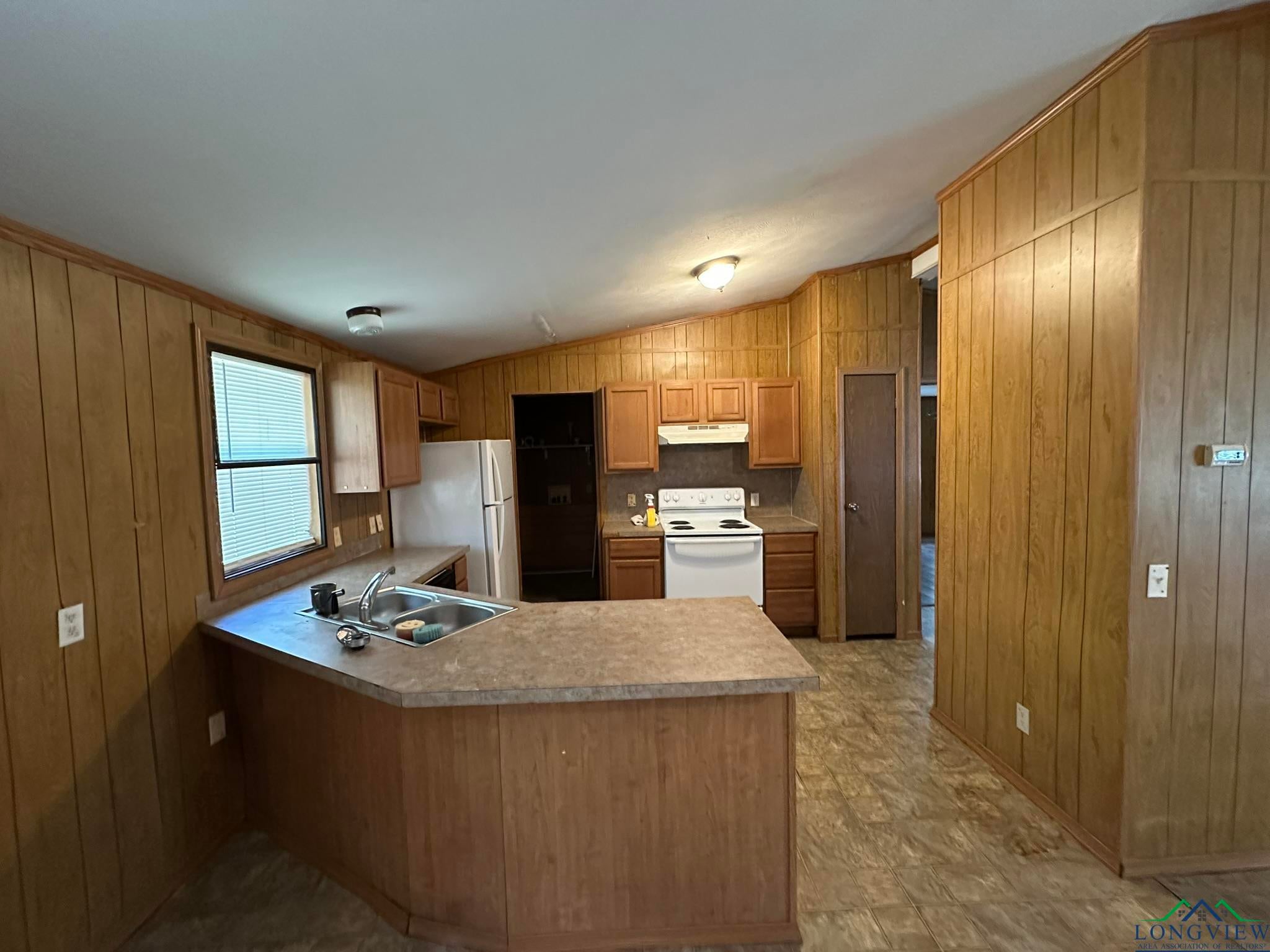 Waskom, Texas, 75692, United States, ,Residential,For Sale,1974844