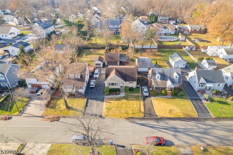 Clark Twp., New Jersey, 07066, United States, 4 Bedrooms Bedrooms, ,2 BathroomsBathrooms,Residential,For Sale,2003135