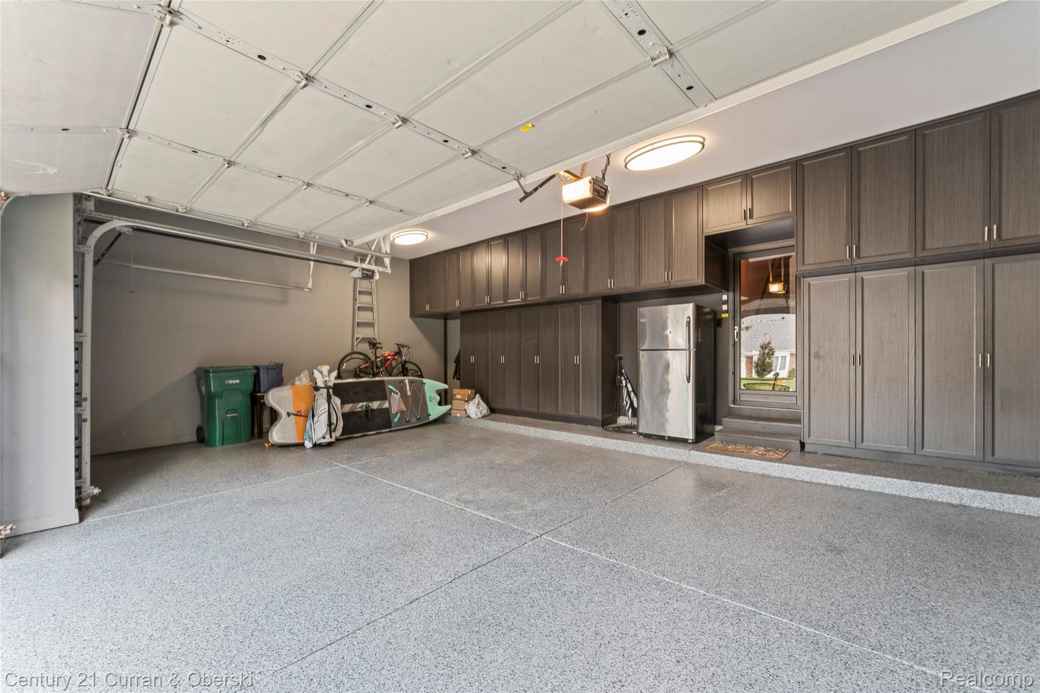 Commerce Charter Township, Michigan, 48382, United States, 4 Bedrooms Bedrooms, ,5 BathroomsBathrooms,Residential,For Sale,1974674