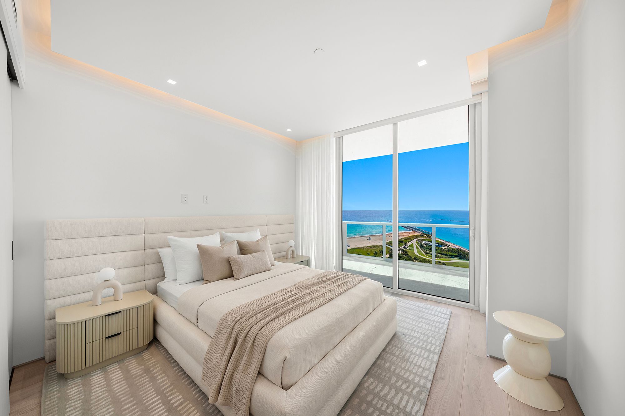  100 S Pointe Dr, Miami Beach, FL, 33139 - 物件實景