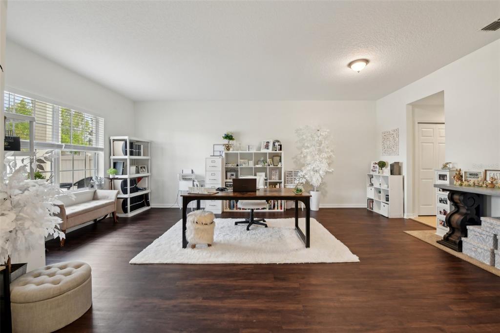 Leesburg, Florida, 34748, United States, 6 Bedrooms Bedrooms, ,5 BathroomsBathrooms,Residential,For Sale,1785536