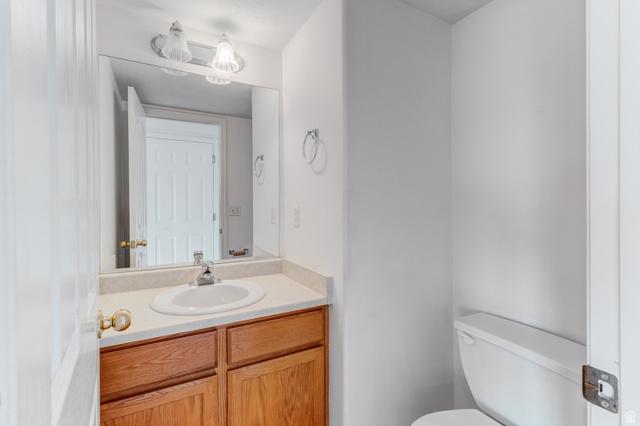 Taylorsville, Utah, 84123, United States, 5 Bedrooms Bedrooms, ,4 BathroomsBathrooms,Residential,For Sale,2005813