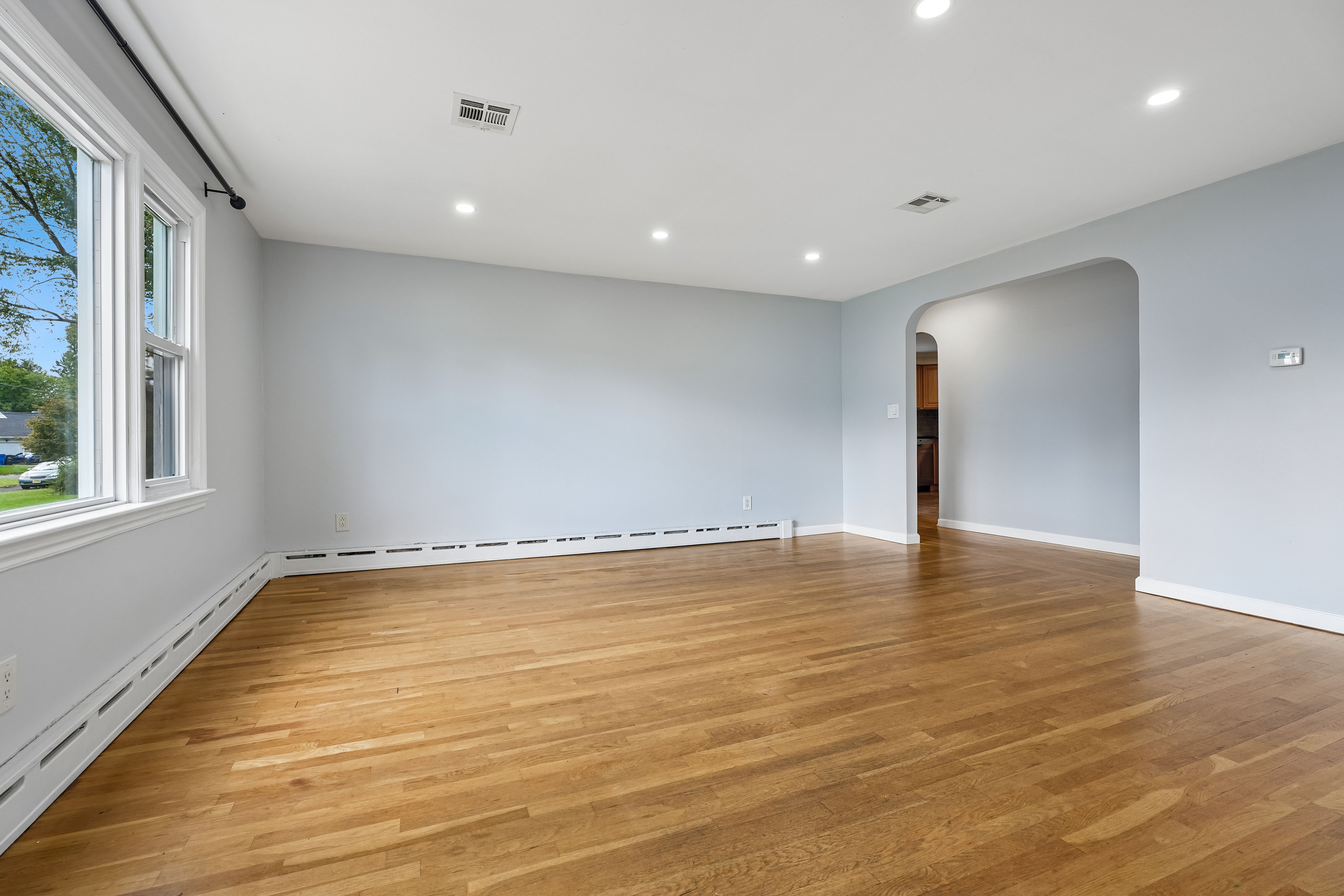  1402 Dey Street, South Plainfield, NJ 07080 - 物件實景