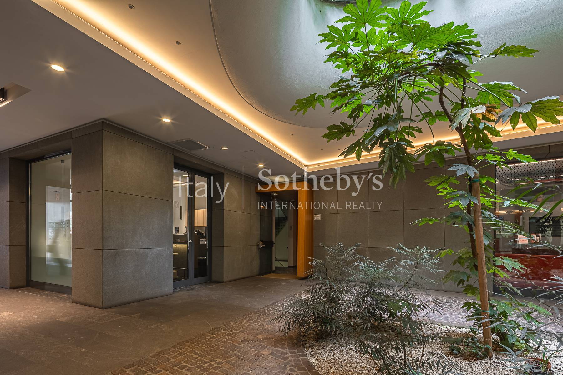  Refined Renovated Residence with Private Terrace - 物件實景