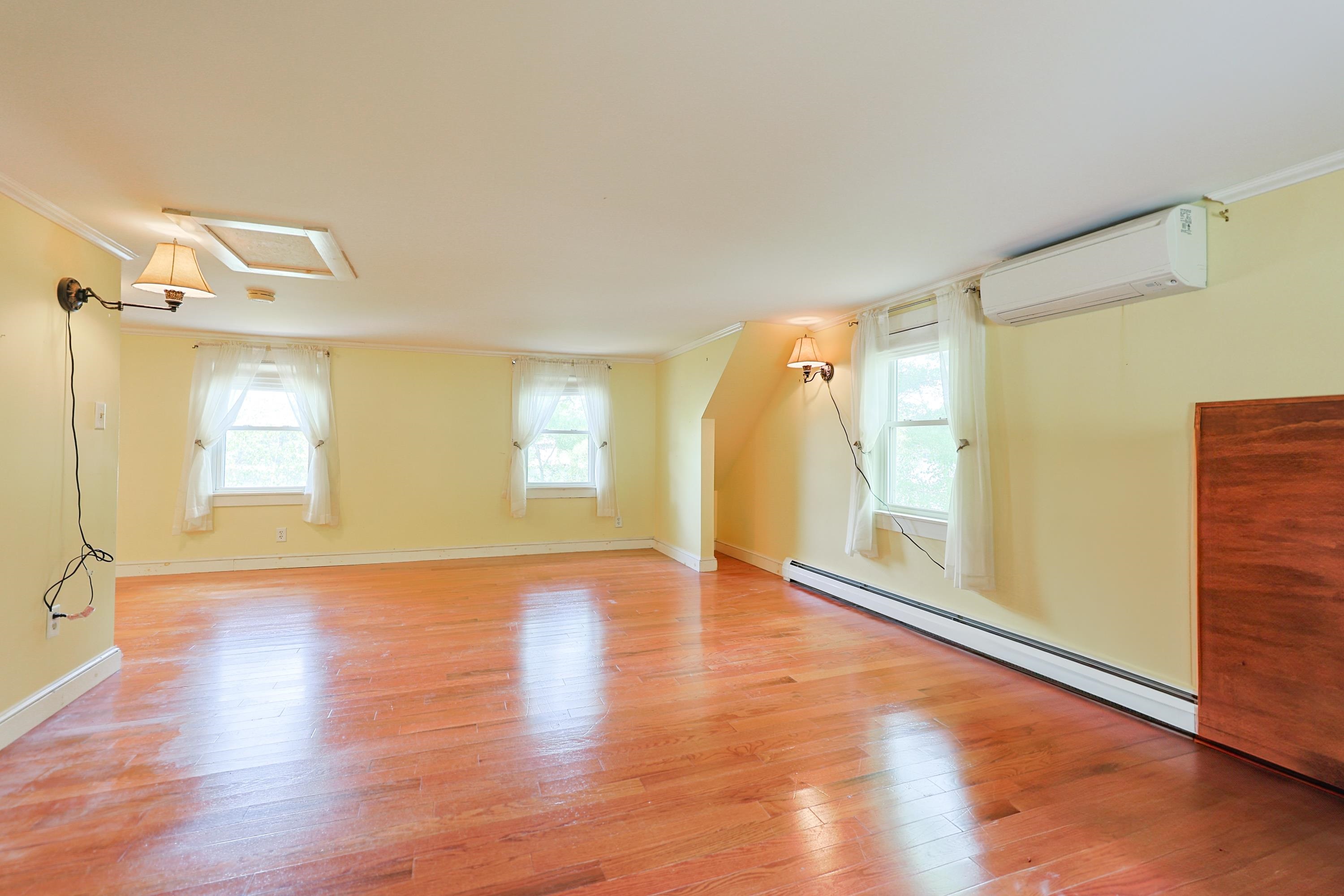 Ossipee, New Hampshire, 03814, United States, 2 Bedrooms Bedrooms, ,2 BathroomsBathrooms,Residential,For Sale,1895643