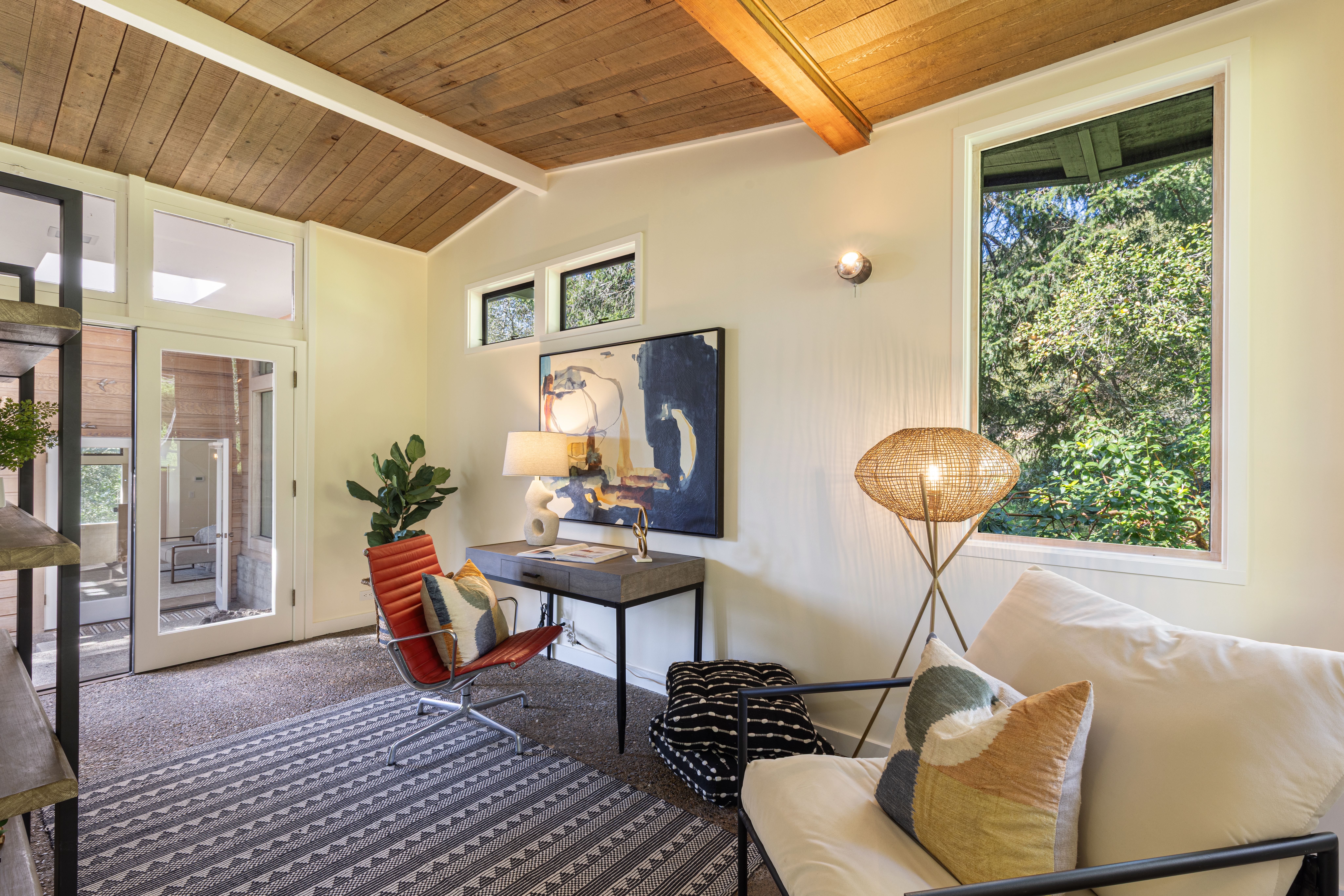  Mid-Century Contemporary Gem on 33 Acres - 物件實景