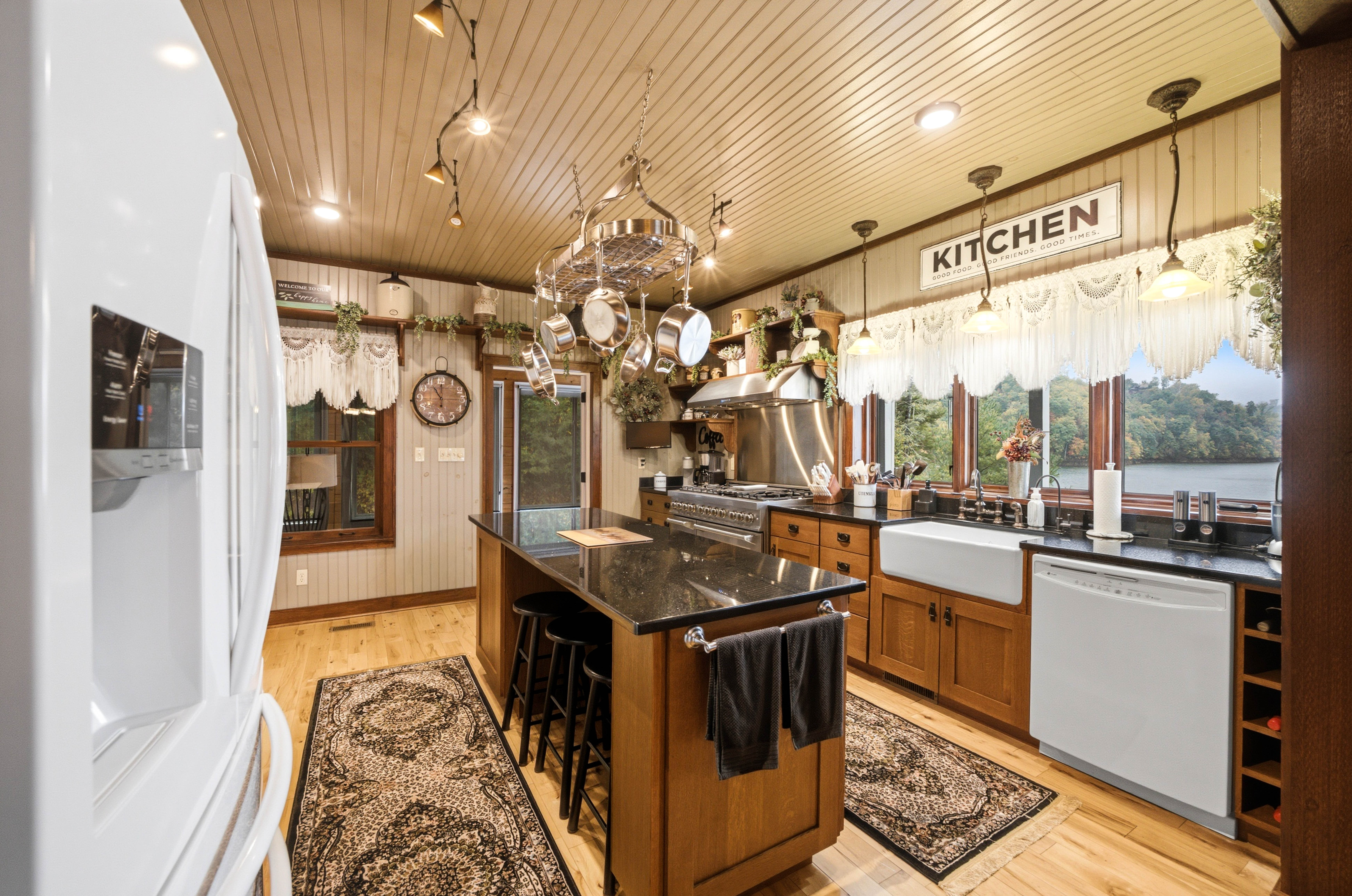  127 Culver Place, Butler, TN 37640 - 物件實景
