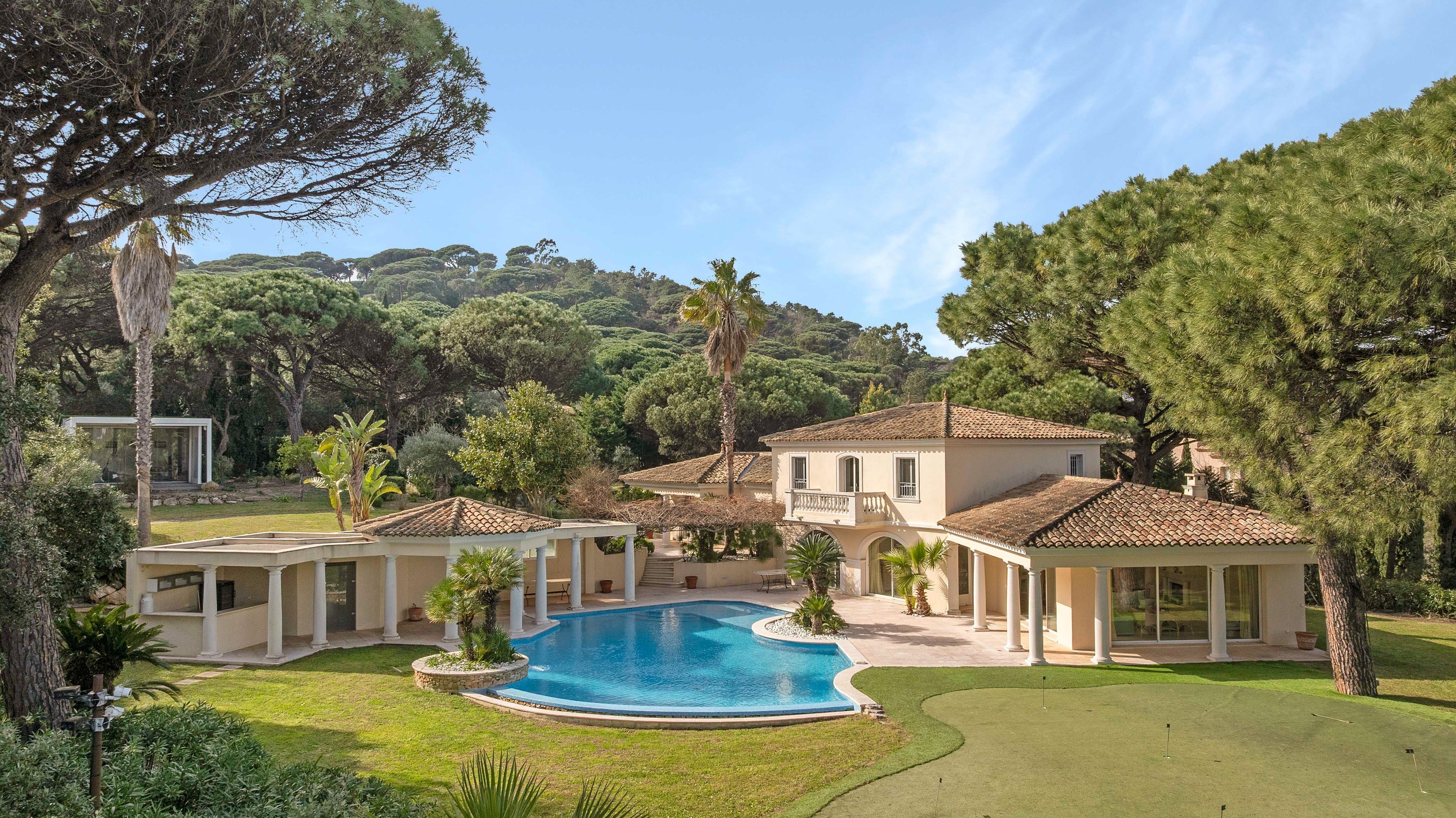  Saint-Tropez villa 300 sqm, sea view, renovation potential near Pampelonne - 物件實景