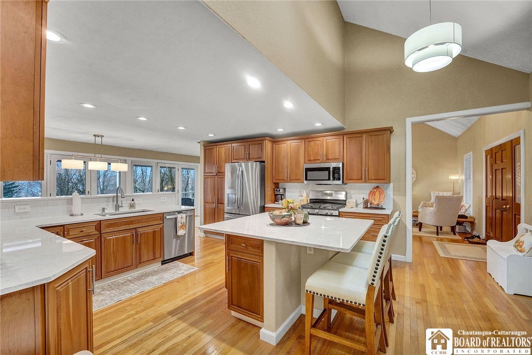 Bemus Point, New York, 14712, United States, 4 Bedrooms Bedrooms, ,5 BathroomsBathrooms,Residential,For Sale,2035252