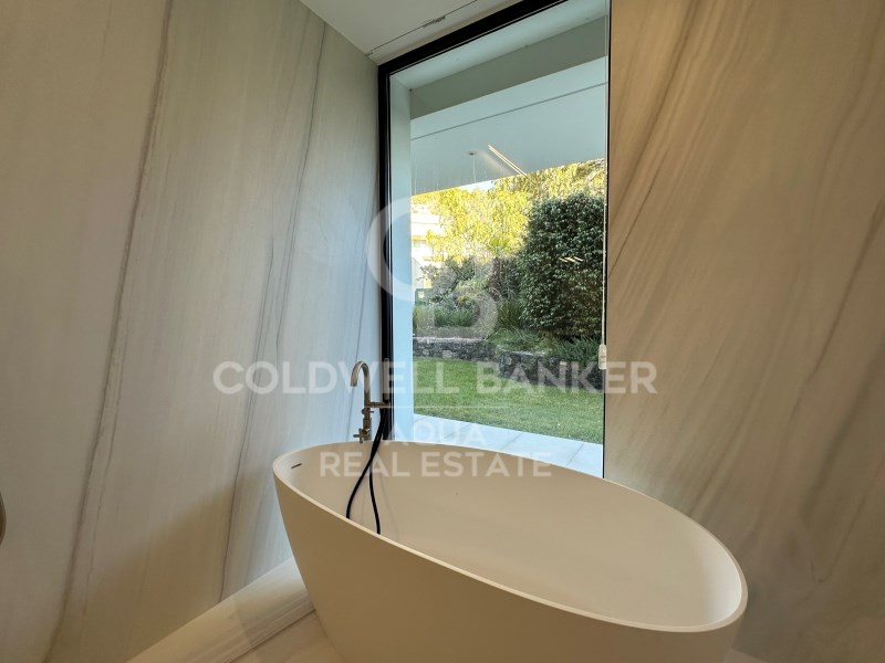 Alicante, Altea, Zona de Mascarat Alicante, Altea, Altea, Comunidad Valenciana, ES, 5 Bedrooms Bedrooms, ,7 BathroomsBathrooms,Residential,For Sale,Alicante, Altea, Zona de Mascarat Alicante, Altea,1671977