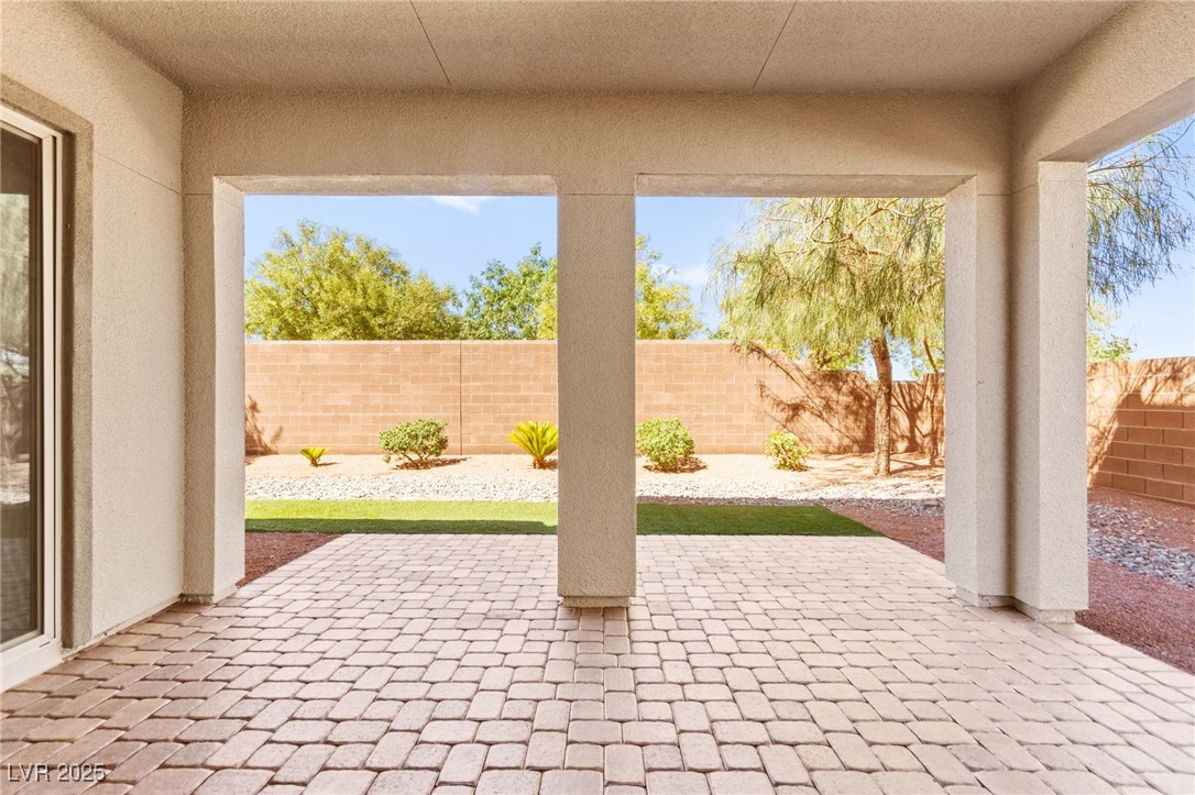 Las Vegas, Nevada, 89135, United States, 4 Bedrooms Bedrooms, ,4 BathroomsBathrooms,Residential,For Sale,1926199