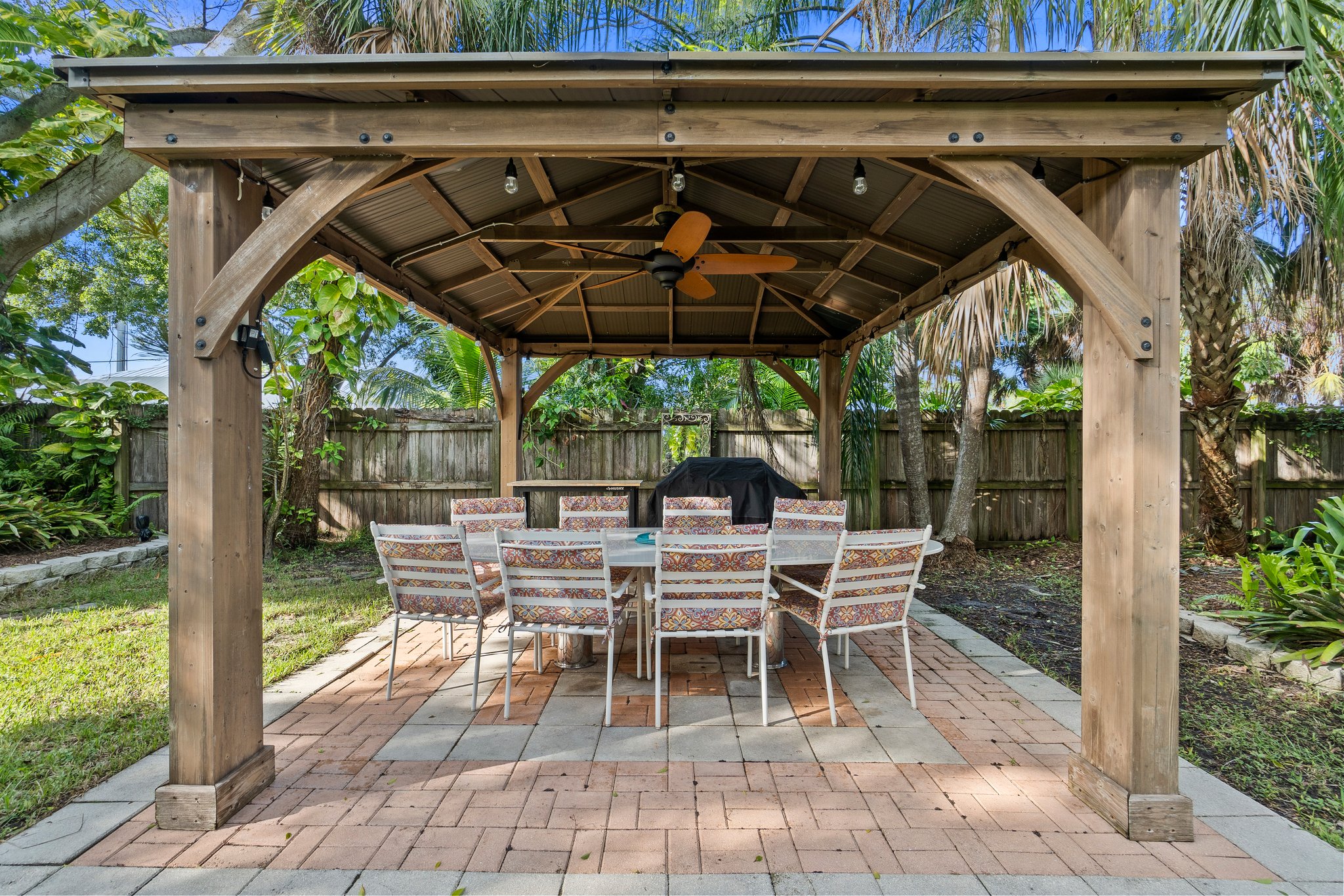  518 N 2nd Street, Fort Pierce, FL, 34950 - 物件實景