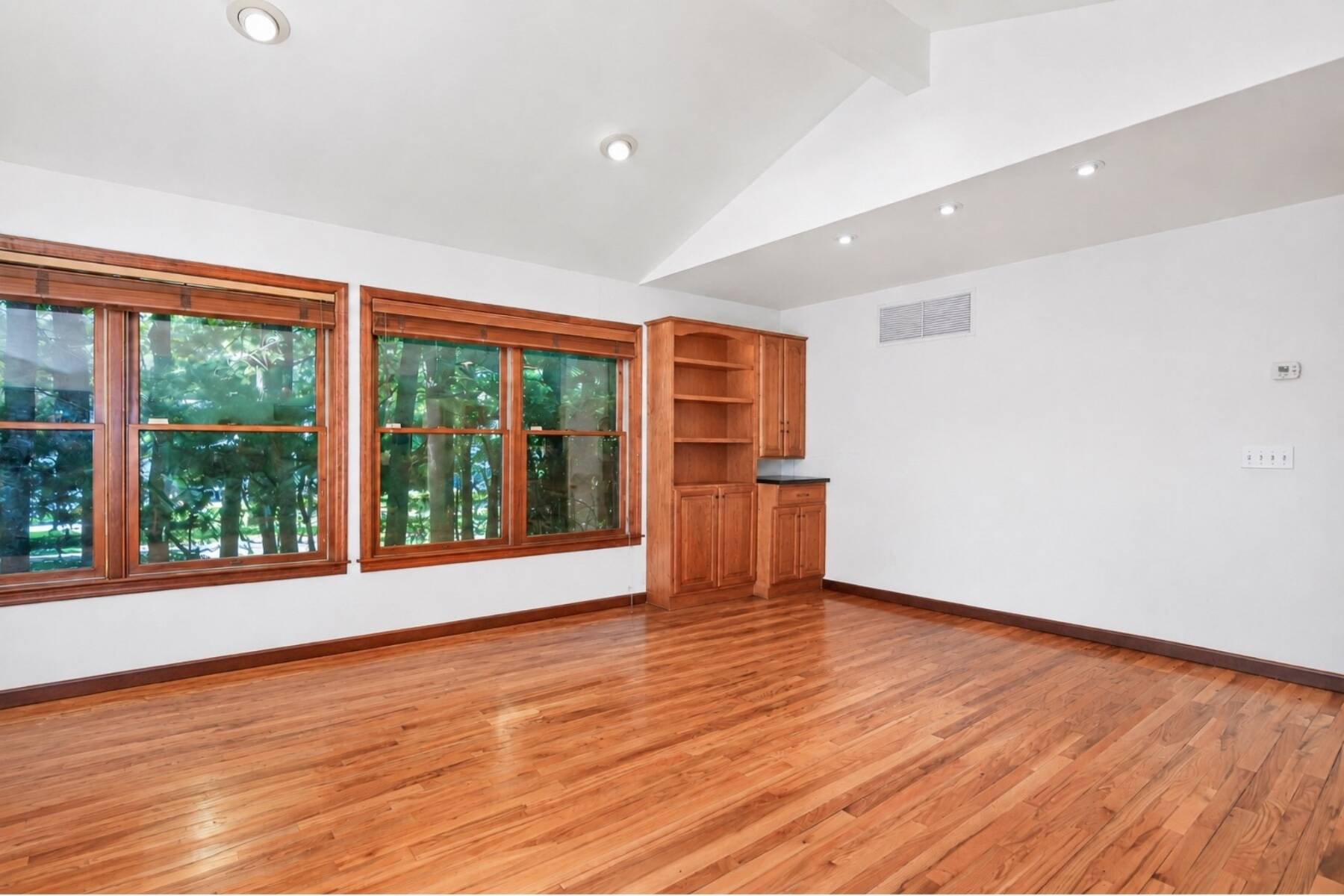  Light-Filled Contemporary in Clearwater - 物件實景
