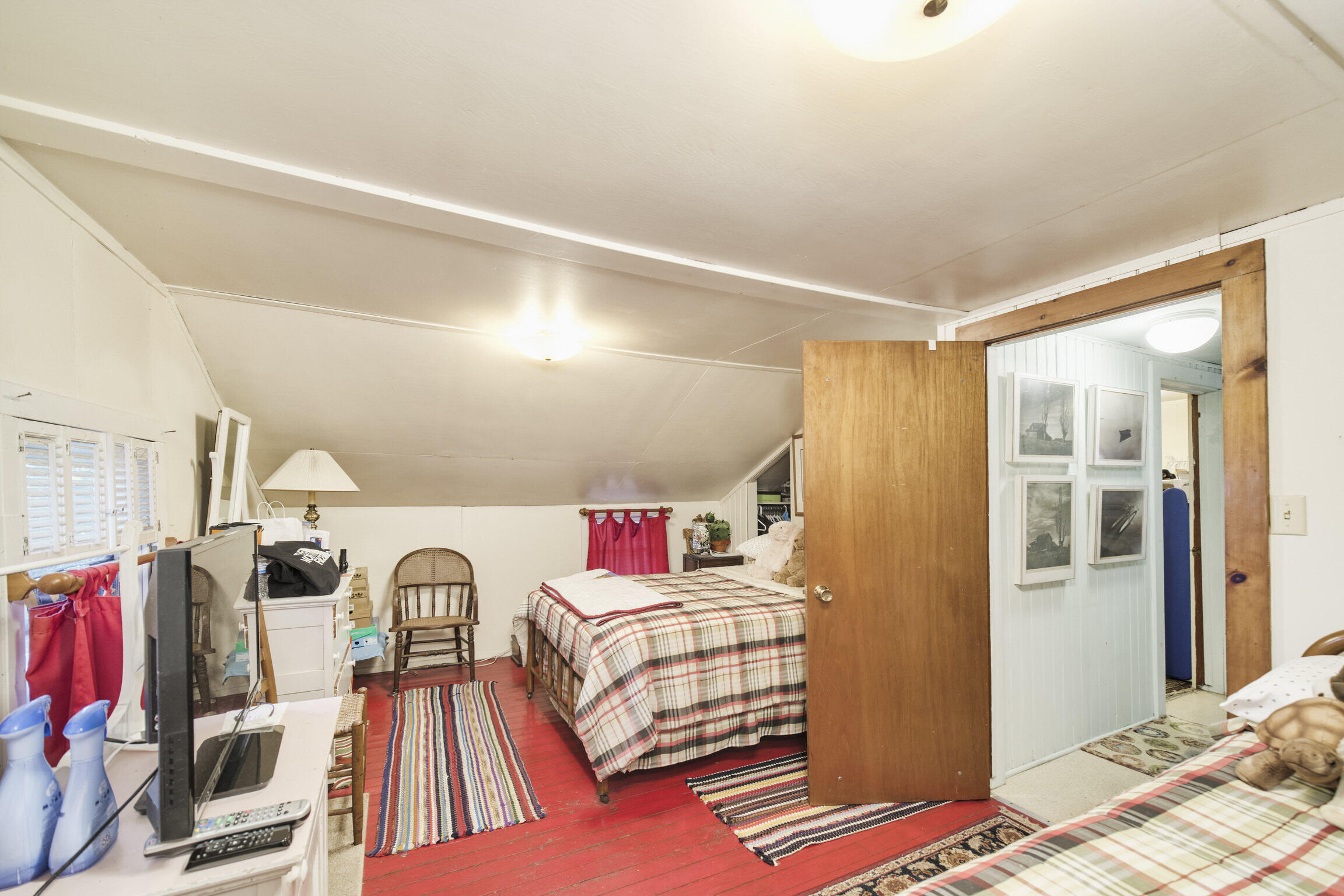 Onekama, Michigan, 49675, United States, 3 Bedrooms Bedrooms, ,3 BathroomsBathrooms,Residential,For Sale,1914171